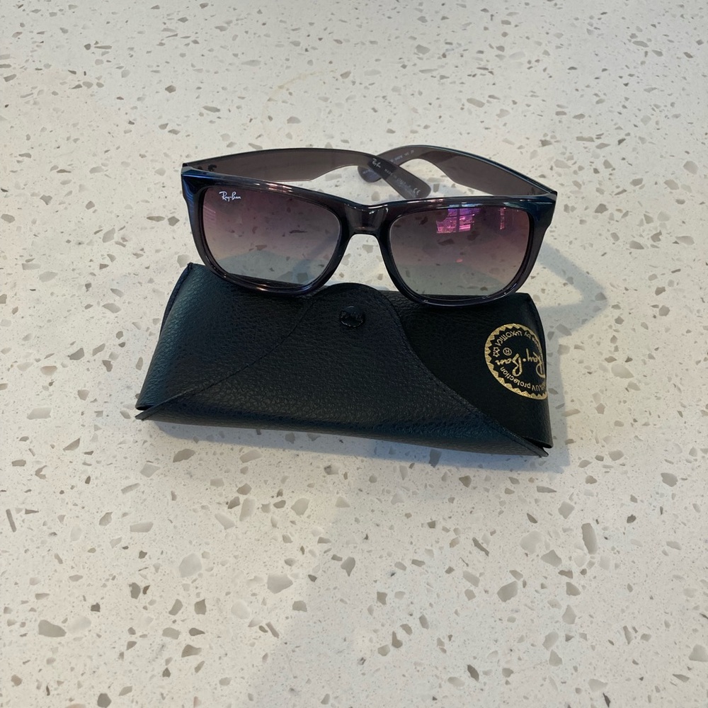 RAY-BAN Men’s sunglasses